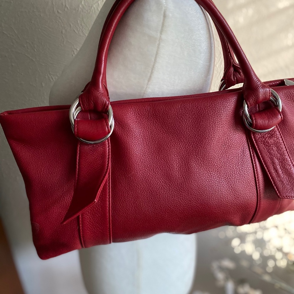Red hand bag
